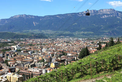 Bolzano con vista su Mendola